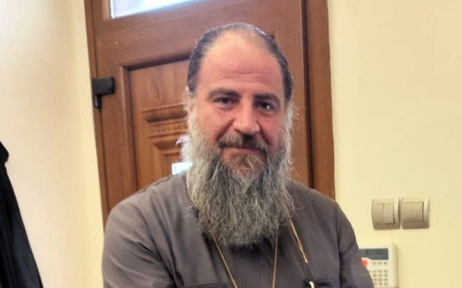 Πατήρ Κελεμπέκης: Η Εκκλησία χρειάζεται Ηγέτη!