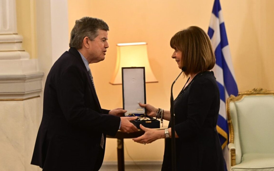 Τον Μεγαλόσταυρο του Τάγματος της Τιμής απένειμε η ΠτΔ στον Αθανάσιο Μαρτίνο