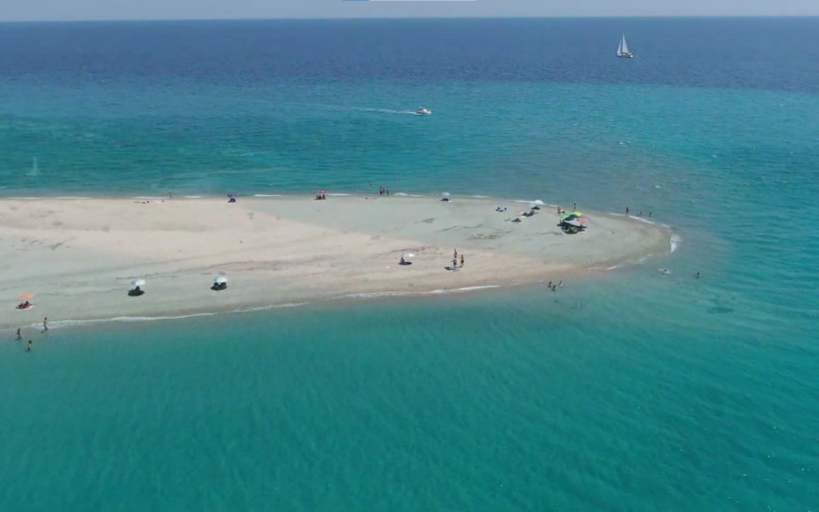 Οι top 4 παραλίες της Χαλκιδικής που μοιάζουν σαν να βγήκαν από όνειρο