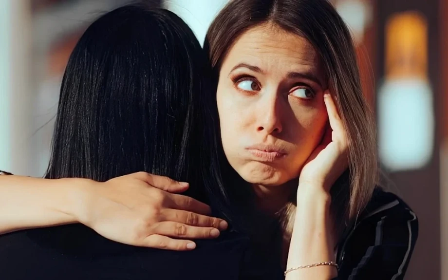 Τι σημαίνει να ξεχνάς το όνομα ορισμένων ανθρώπων, σύμφωνα με την ψυχολογία