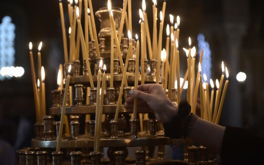 Το Άγιο Φως με σκάφος του λιμενικού - Μικρή χρονική απόκλιση (δύο ώρες) για την Ανάσταση