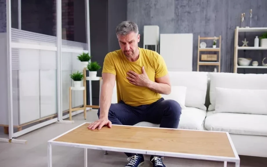 Έμφραγμα: Παράγοντες κινδύνου και συμπτώματα SOS – Ο καρδιολόγος συμβουλεύει