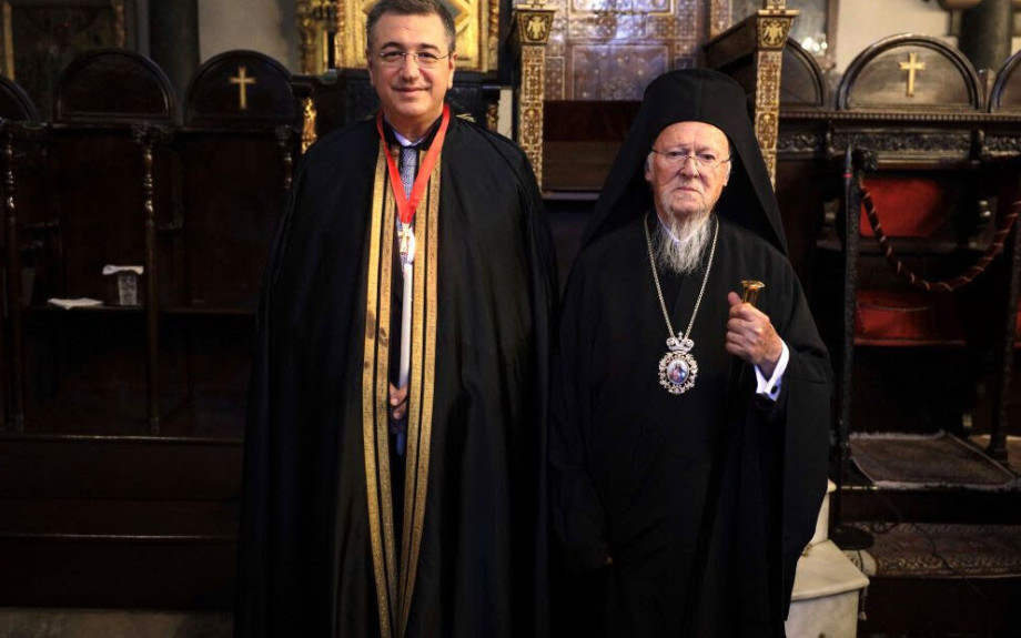 Άρχων Κυαίστωρ ο Απόστολος Τζιτζικώστας!