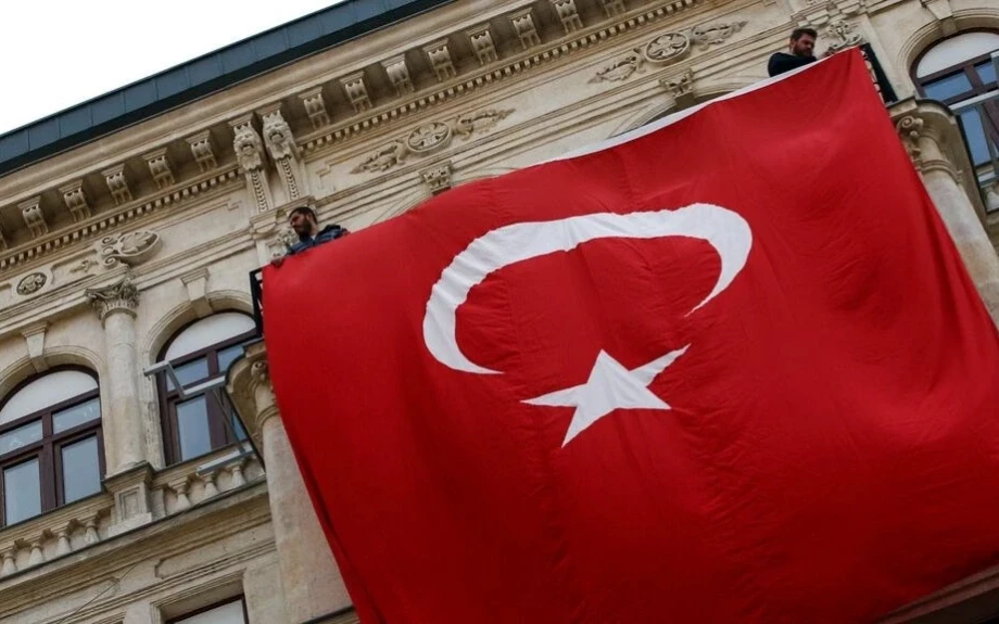 Τουρκία: Πρώην κυβερνήτης προφυλακίστηκε ως ύποπτος για εμπλοκή του σε υπόθεση εξαφάνισης φοιτήτριας