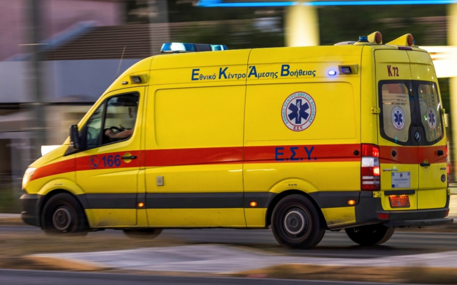Τραγωδία στη Λαμία: Νεκρός 28χρονος, έπεσε από ταράτσα τριώροφου