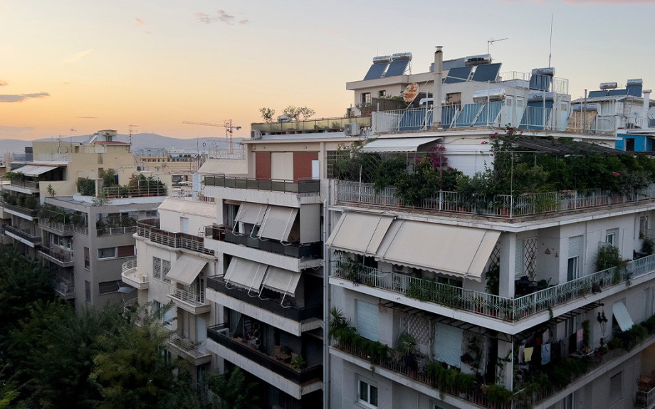Τα πρώτα 8 ακίνητα της ΔΥΠΑ ενεργοποιούνται για κοινωνικές κατοικίες