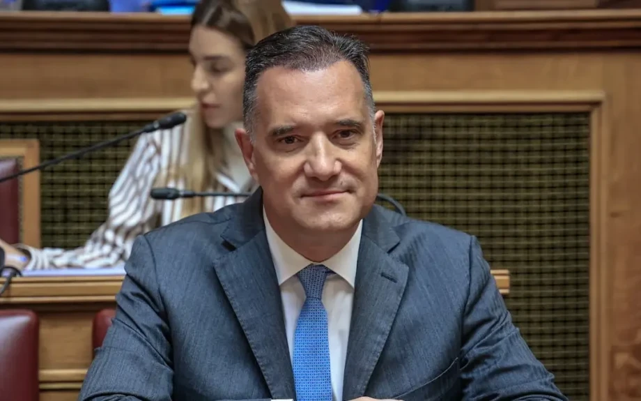 Άδωνις Γεωργιάδης: «Μπορούμε, πάντοτε μαζί με το ιατρικό επιστημονικό προσωπικό, να αλλάξουμε το επίπεδο των υπηρεσιών που παρέχουμε»