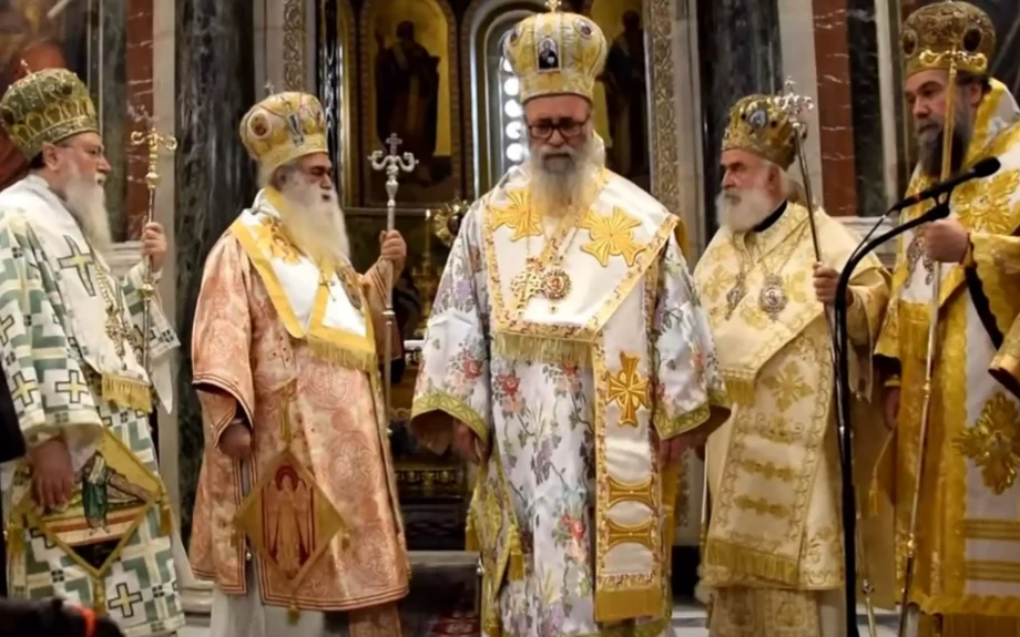 Από την παρουσίαση των 53 κειμηλίων σχολιάστηκε η απουσία του Μητροπολίτη Δράμας κ. Δωρόθεου