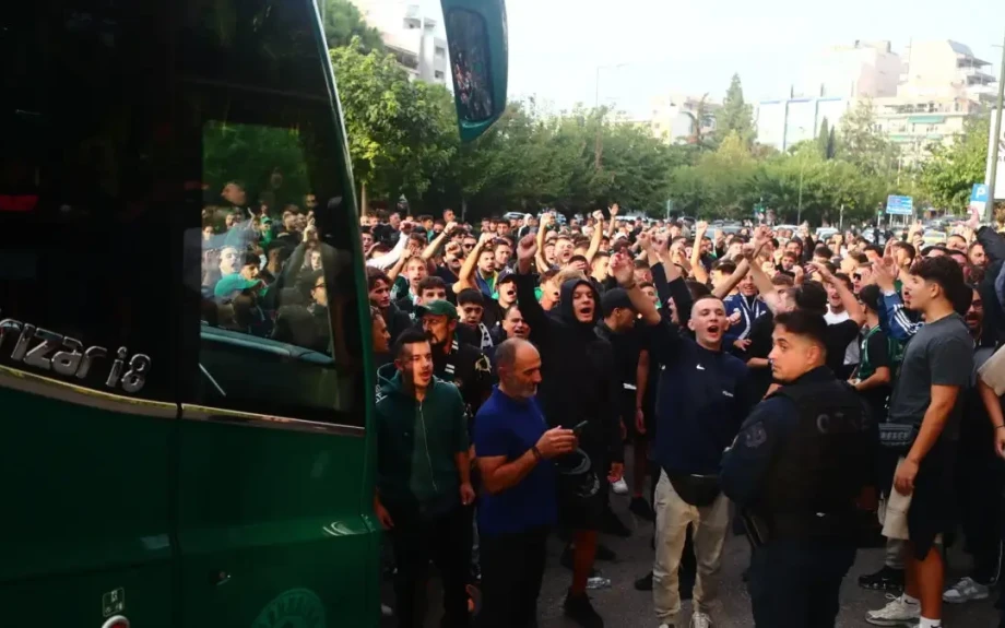 Παναθηναϊκός: Χαμός από τους οπαδούς στο ξενοδοχείο πριν το ντέρμπι με τον Ολυμπιακό