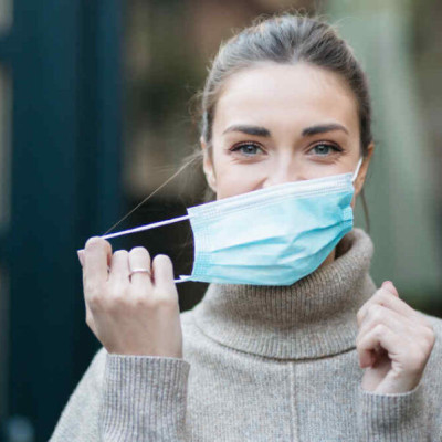 Τέλος οι μάσκες για το καλοκαίρι: Θα κάνουν επανεμφάνιση μετά τις 15 Σεπτεμβρίου!