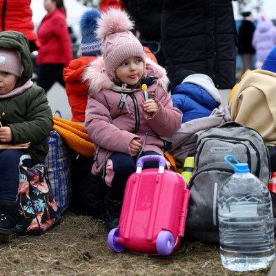 11.350 Ουκρανοί ήδη βρίσκονται στην Ελλάδα: 3.680 ανήλικοι ψάχνουν σχολείο!