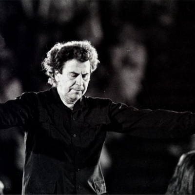 Στη συναυλία – αφιέρωμα για τον Μίκη Θεοδωράκη: Γέμισε το Θερινό Θεατράκι