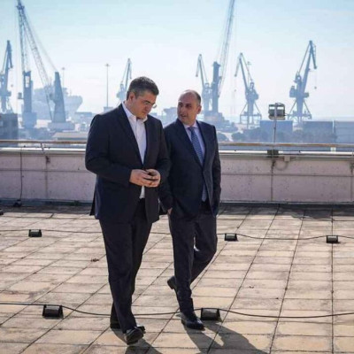 Συνάντηση εργασίας μεταξύ Τζιτζικώστα – Καραγιάννη!