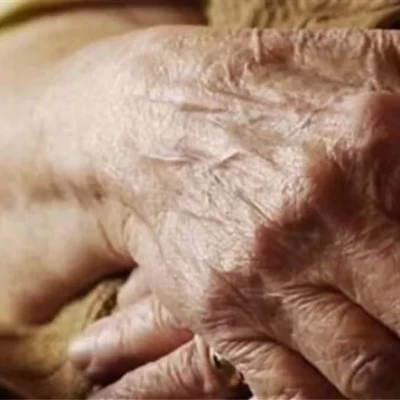 Τρίκαλα: 80χρονος χτύπησε με μαγκούρα στο κεφάλι την σύζυγό του