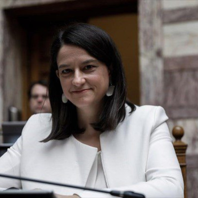 Όλες οι αλλαγές σε μισθούς, συντάξεις, ασφαλιστικές εισφορές και αναπηρία το 2025