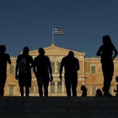 Γρηγόρης Ζαρωτιάδης: Πλεόνασμα και Μέτρα για τη Στήριξη της Κυβέρνησης