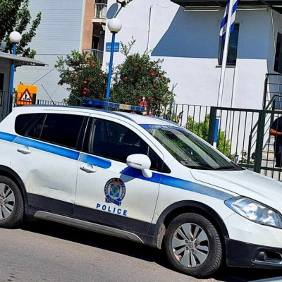 38χρονη Ρομά προσπαθούσε να αρπάξει χρυσούς σταυρούς από ηλικιωμένες