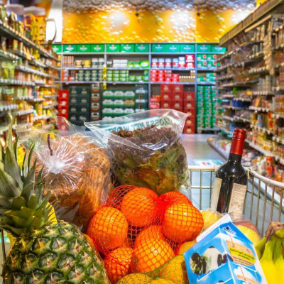 Σούπερ μάρκετ: Για ποιον λόγο ξοδέψαμε περισσότερα χρήματα φέτος