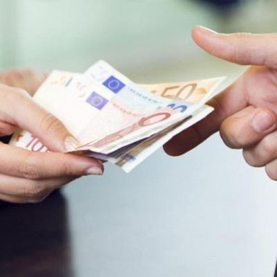 3.500 ευρώ επίδομα ΟΠΕΚΑ- Ποιοι είναι οι δικαιούχοι