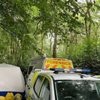 Κορνουάλη: Πολλά πτώματα βρέθηκαν σε δάσος - Μεγάλη αστυνομική επιχείρηση