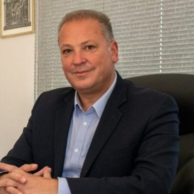 Λευτέρης Αβραμάκης- Σέρρες: Ξέρετε ότι το κράτος μοίρασε 12 δισεκατομμύρια ευρώ χωρίς να κάνει ούτε έναν διαγωνισμό;