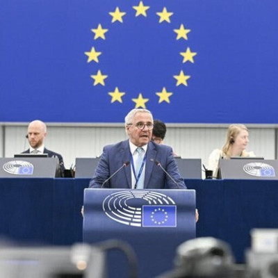 Γιάννης Μανιάτης: Με ενεργειακή απομόνωση κινδυνεύει η Κύπρος.