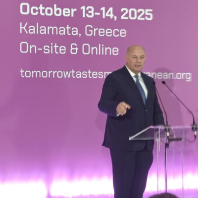 Κώστας Τσιάρας: Ποινικές ευθύνες για τους παράνομους εμβολιασμούς