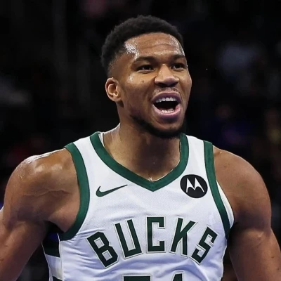 Απίστευτο περιστατικό με τον Γιάννη Αντετοκούνμπο - Γιατί εμφανίστηκε με μαυρισμένο μάτι;