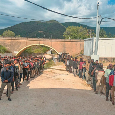 Ούτε μία άδεια ασύλου για τους μετανάστες από Λιβύη - «Πιλότος» για τη διαχείριση των ροών η δομή της Σιντικής με 148 συνοριοφύλακες