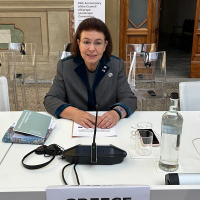 Λίνα Μενδώνη από τη Φλωρεντία: «Οφείλουμε να ενσωματώσουμε τα ανθρώπινα δικαιώματα, τη δημοκρατία, το κράτος δικαίου στο νέο, συνεκτικό ευρωπαϊκό περιβαλλοντικό όραμα»