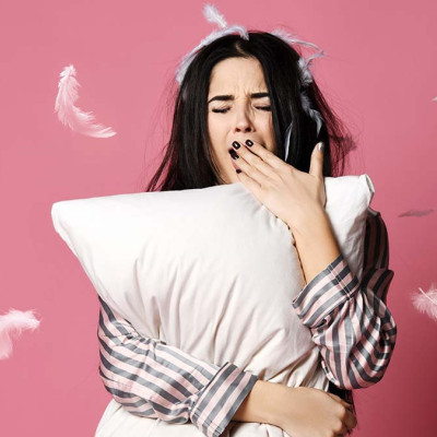 Πώς το ξενύχτι αυξάνει τον καρδιαγγειακό κίνδυνο – Τι δείχνει νέα μελέτη για τα «νυχτοπούλια»