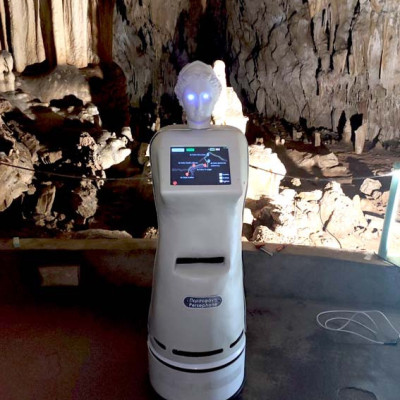 Ρομπότ-ξεναγός - Σπήλαιο Αλιστράτης Η «Περσεφόνη» απέκτησε νέα κεφαλή