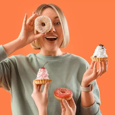 Τι θα συμβεί στο σώμα μας εάν κόψουμε τη ζάχαρη για δύο εβδομάδες; Γαστρεντερολόγος του Χάρβαρντ απαντά