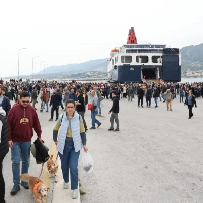 Έκτη μέρα κινητοποιήσεων για τους κτηνοτρόφους στο λιμάνι Μυτιλήνης - Προβλήματα στην τροφοδοσία
