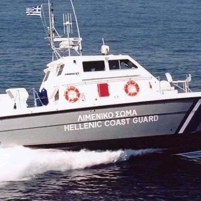 Εισροή υδάτων σε σκάφος βορειοανατολικά της Σύρου – Χωρίς κίνδυνο οι έξι επιβαίνοντες