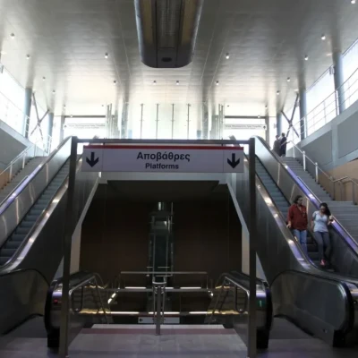 Νωρίτερα αποσύρονται απόψε τα λεωφορεία λόγω Ανάστασης - Τι ώρα κλείνει απόψε το Μετρό