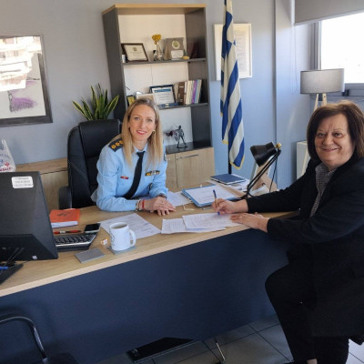 Συνεχίζουμε μαζί ενάντια στη βία: Ανανέωση συνεργασίας για τη στήριξη κακοποιημένων γυναικών στις Σέρρες