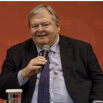 Ευάγγελος Βενιζέλος - Σε πολιτική αμηχανία ο Μητσοτάκης