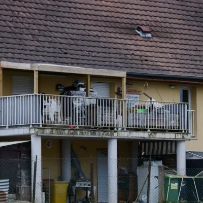 Γαλλία: Προφυλακίστηκε ο πατέρας που κρατούσε φυλακισμένο το 9χρονο παιδί του μέσα σε ένα βαν για πάνω από έναν χρόνο