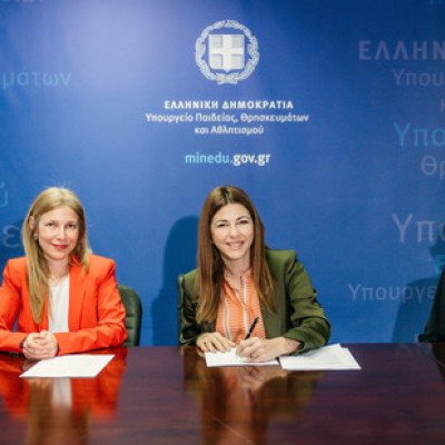 Μνημόνιο συνεργασίας ΥΠΑΙΘΑ – Microsoft για την εισαγωγή AI βοηθού στο Ψηφιακό Φροντιστήριο