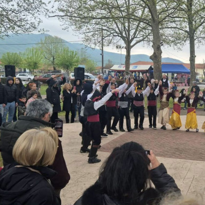 Ο Πολιτιστικός Σύλλογος Καστανούσσας αναβίωσε το έθιμο των Αυγομαχιών