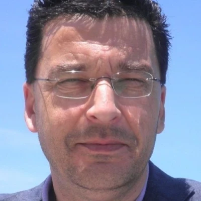 ’Πολιτική πραγματικότητα και φαντασιώσεις’’ -Γράφει ο Σερραίος οικονομολόγος Κώστας Σαραφίδης