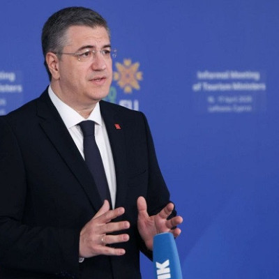 Α. Τζιτζικώστας από τη Λευκωσία: «Η ΕΕ διαθέτει επαρκή ποσότητα καυσίμων για αεροδρόμια και αεροσκάφη για το επόμενο διάστημα