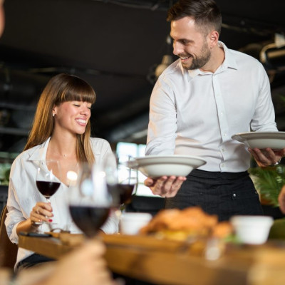 Ημερίδα ενημέρωσης για τους επαγγελματίες της εστίασης από την Αντιπεριφέρεια Υγείας και Κοινωνικής Αλληλεγγύης