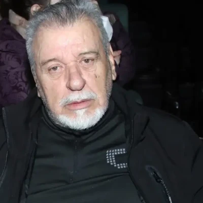 Τάσος Χαλκιάς: Έτρωγα μπουνιές από τον πατέρα μου, αλλά με βάραγε από αγάπη, δεν είμαι κακοποιημένος