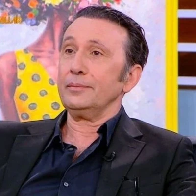 Χαραλαμπίδης:Ο λόγος της αποχής από την TV & η πρόταση της Ματσούκα για το Κάτι τρέχει με τους δίπλα