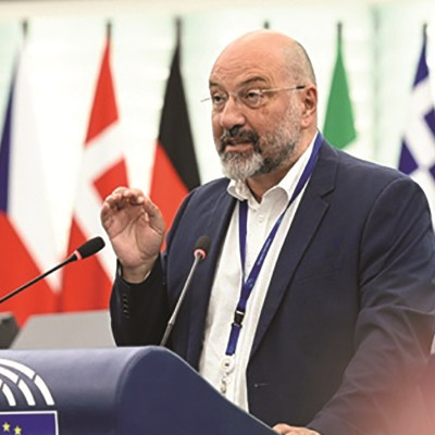 Κομισιόν σε Σάκη Αρναούτογλου- Μπορούμε να στηρίξουμε τη Λέσβο εφόσον το ζητήσει η Ελλάδα