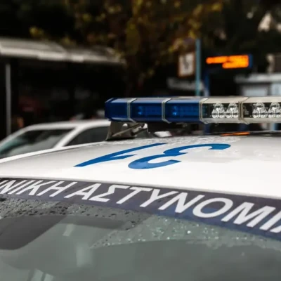 Φρίκη στο Ηράκλειο: 30χρονος παρέσυρε με το αυτοκίνητο την 27χρονη σύζυγό του μπροστά στα ανήλικα παιδιά τους