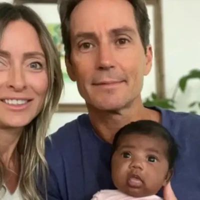 Φλόριντα: Το ζευγάρι που μήνυσε κλινική εξωσωματικής επειδή τους εμφύτευσαν λάθος έμβρυο βρήκε τους γενετικούς γονείς του παιδιού