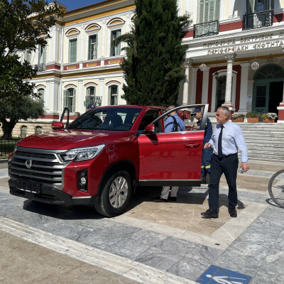 Παραδόθηκε όχημα 4Χ4 στην Πυροσβεστική Υπηρεσία από την ΠΕ Σερρών